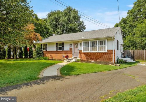 151 E Richardson Ave, LANGHORNE, PA, 19047-2823 | Card Image