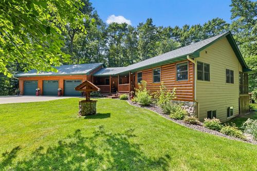 2485 50th Ave, Osceola, WI, 54020-5824 | Card Image