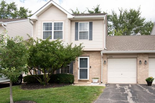 1376 W Split Oak Cir, Round Lake Beach, IL, 60073-4676 | Card Image