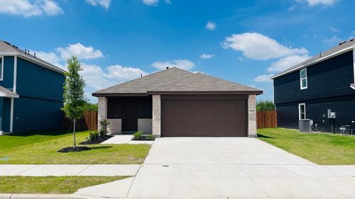 4224 Woodhill Bend Drive, Fort Worth, TX, 76036 | Card Image