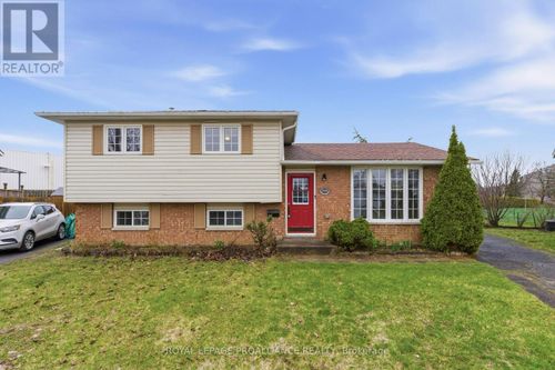 1306 Brockmount Place, Brockville, ON, K6V5Z7 | Card Image
