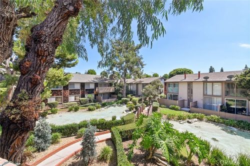 g-1044 Cabrillo Park Dr, Santa Ana, CA, 92701-3151 | Card Image