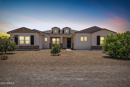 1789 E Lobo St, San Tan Valley, AZ, 85140-9022 | Card Image