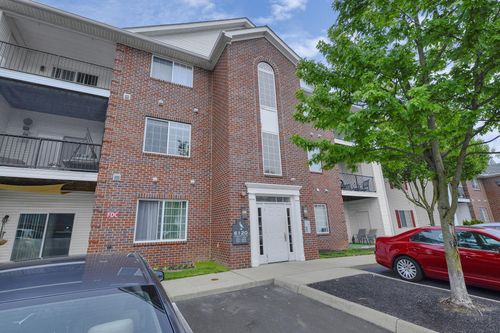 202-6120 Harbour Pointe, Columbus, OH, 43231-7709 | Card Image