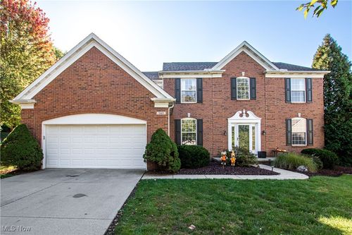 340 Pineo Ct, Sagamore Hills, OH, 44067-3412 | Card Image