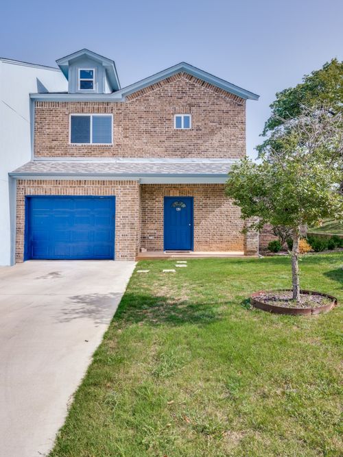 a2-751 Pipeline Ct, Hurst, TX, 76053-5752 | Card Image