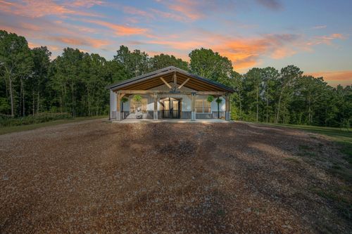 1779 Mount Zion Rd, Big Sandy, TN, 38221-5123 | Card Image