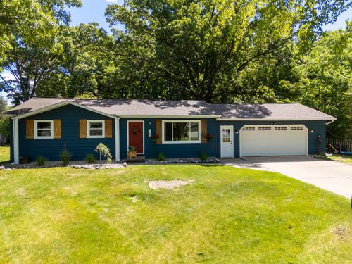 57385 Hamilton Street, Mattawan Village, MI, 49071 | Card Image