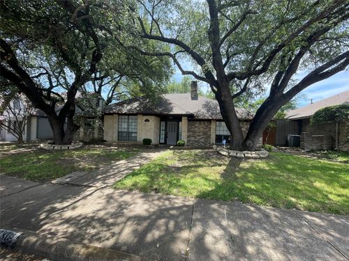 6304 La Cosa Drive, Dallas, TX, 75248 | Card Image