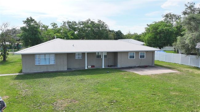 Pass way to school house | Image 18