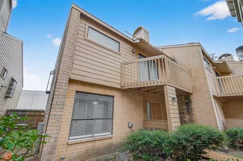 6750 Sands Point Dr, Houston, TX, 77074-3707 | Card Image