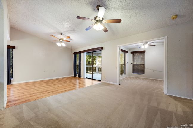 3800 Overlook Dr, House other with 2 bedrooms, 2 bathrooms and null parking in Schertz TX | Image 4