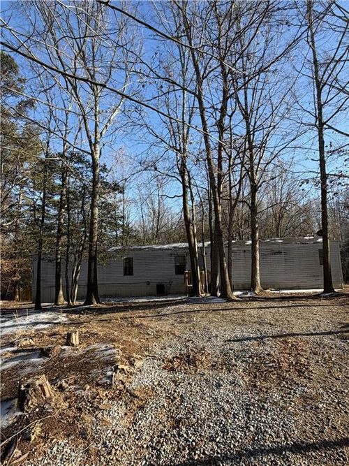 200 Spruce Ln, Cornelia, GA, 30531-4520 | Card Image