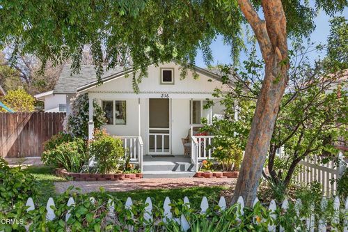 216 N Fulton St, Ojai, CA, 93023-2809 | Card Image