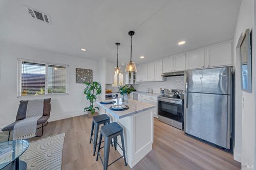 apt-4-444 Corcoran Ave, Vallejo, CA, 94589-3728 | Card Image