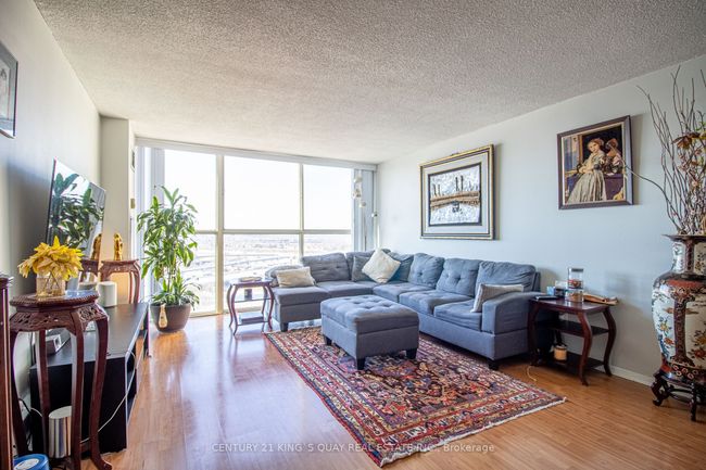 1911 - 4185 Shipp Dr, Condo with 2 bedrooms, 2 bathrooms and null parking in Mississauga ON | Image 10