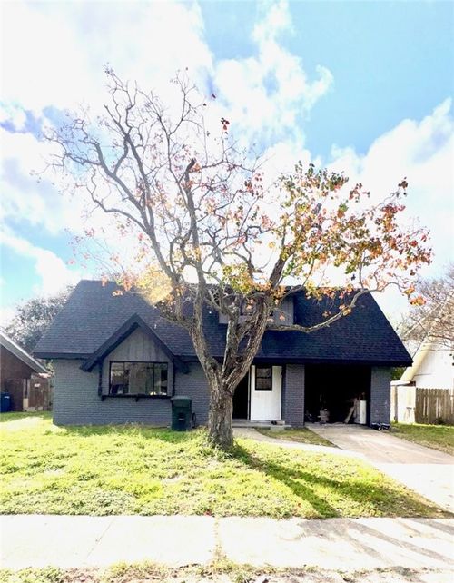 5721 Tanglewood Dr, Corpus Christi, TX, 78412-4541 | Card Image