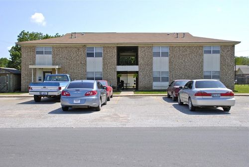 108 W Godley Ave, Godley, TX, 76044-4706 | Card Image