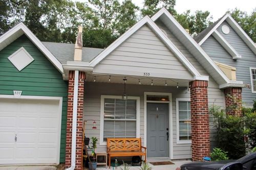 533 Nw 50th Blvd, Gainesville, FL, 32607-2215 | Card Image