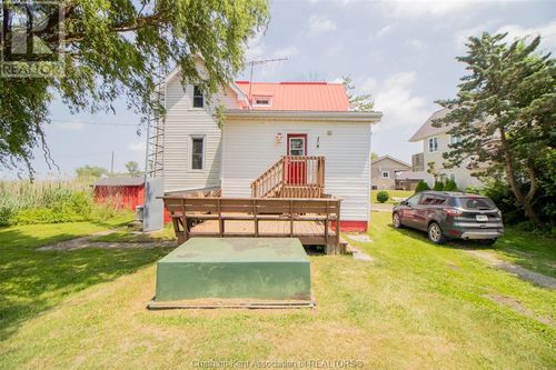 19028 Harbour Dr, Essex, ON, N0P2L0 | Card Image
