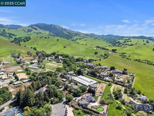 1101 N Gate Rd, Walnut Creek, CA, 94598-5105 | Card Image