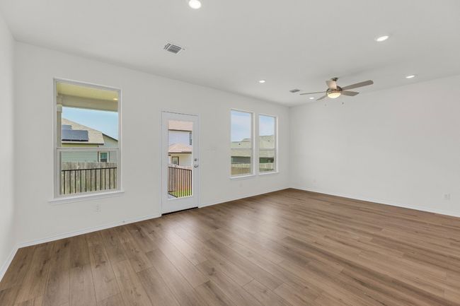201 Lucky Texan Rd, House other with 5 bedrooms, 4 bathrooms and 2 parking in Jarrell TX | Image 7