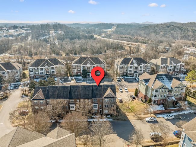 Beautiful and convenient location | Image 47