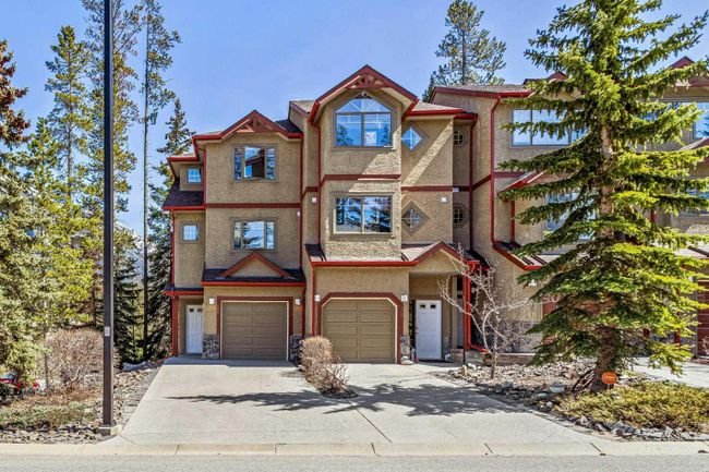 102 - 901 Benchlands Trail, Home with 2 bedrooms, 2 bathrooms and 2 parking in Canmore AB | Image 1