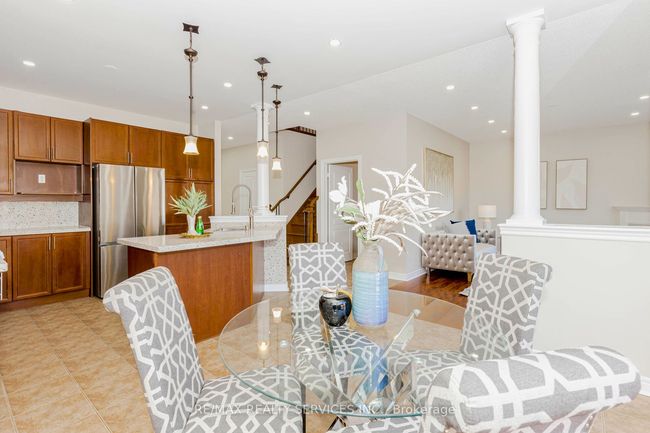 33 Leparc Rd, House other with 7 bedrooms, 5 bathrooms and 5 parking in Brampton ON | Image 14