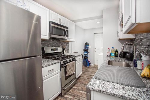 1b-217 W Lancaster Ave, DOWNINGTOWN, PA, 19335-2555 | Card Image