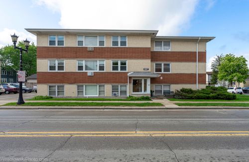 7-7347 W Diversey Ave, Elmwood Park, IL, 60707-1534 | Card Image