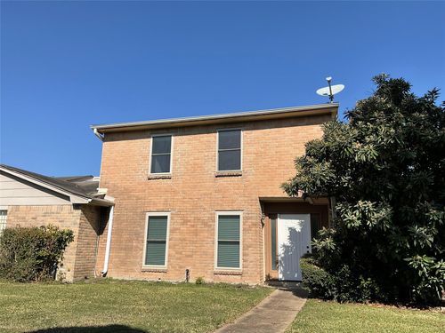 6649 Westwick Dr, Houston, TX, 77072-1757 | Card Image