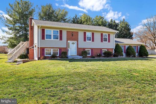 5709 Adamstown Rd, ADAMSTOWN, MD, 21710-9616 | Card Image