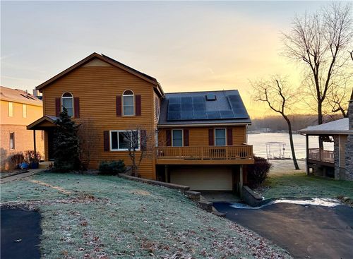 728 Latonka Dr, Mercer, PA, 16137-9736 | Card Image