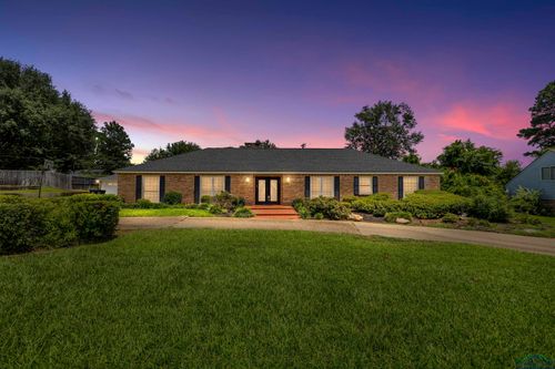 1800 Huntington St, Longview, TX, 75601-3543 | Card Image