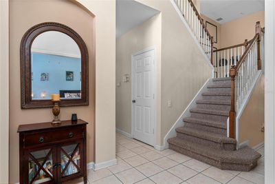 8016 King Palm Circle, House other with 5 bedrooms, 3 bathrooms and null parking in Kissimmee FL | Image 3