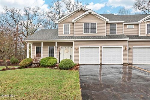 36 Oakmont St, Niskayuna, NY, 12309-6550 | Card Image