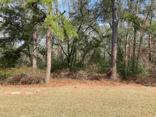 634 Mccown Dr, Conway, SC, 29526-7459 | Card Image