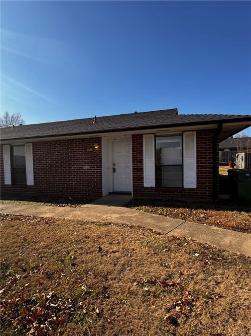 1820 S 13th Pl, Rogers, AR, 72758-5779 | Card Image