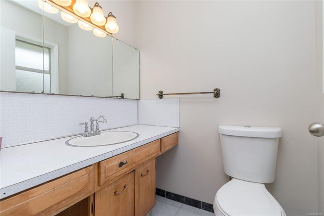 416 Parkhill Terr, House other with 5 bedrooms, 3 bathrooms and 8 parking in Ladysmith BC | Image 26