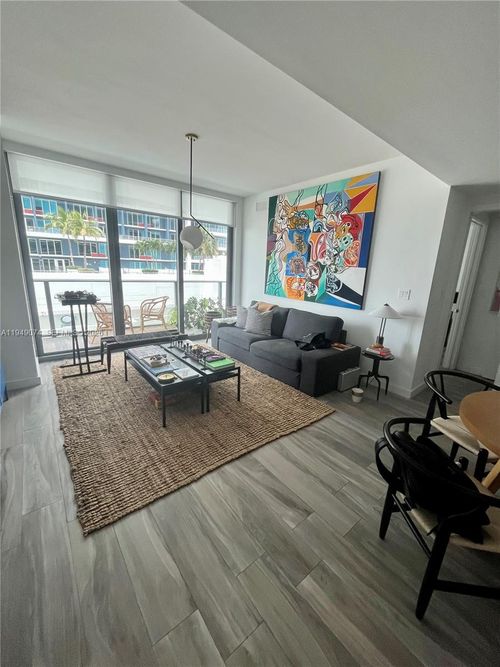 unit-1207-1300 S Miami Ave, Miami, FL, 33130-4470 | Card Image