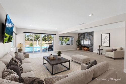 778 Vegas Valley Dr, Las Vegas, NV, 89109-1529 | Card Image