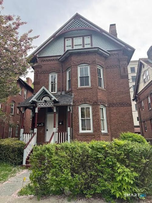 26 Hungerford St, Hartford, CT, 06106-1473 | Card Image