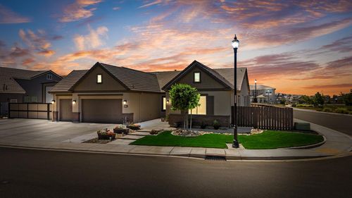 2505 Chrysler Avenue, Manteca, CA, 95337 | Card Image