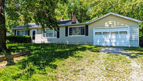 2326 Rolling Acres Dr, Amelia, OH, 45102-9726 | Card Image