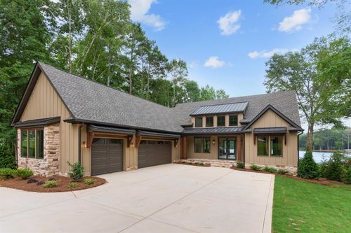 264 Loch Way, Eatonton, GA, 31024-5604 | Card Image