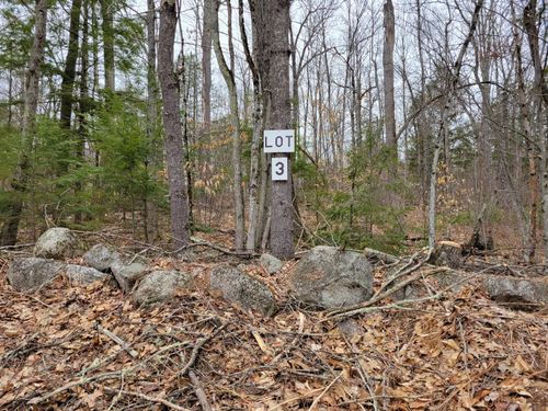 582 W West Fryeburg Road, Fryeburg, ME, 04037 | Card Image