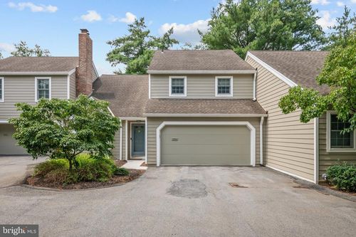 1964 Meadow Ln, WYOMISSING, PA, 19610-2710 | Card Image