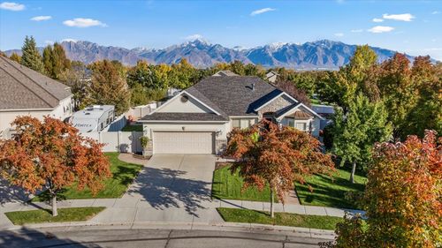 6453 S Fremont Peak Cir, Taylorsville, UT, 84129-6851 | Card Image