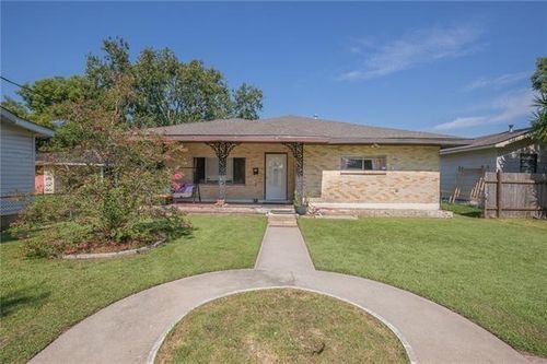 618 Avenue H, Westwego, LA, 70094-4612 | Card Image